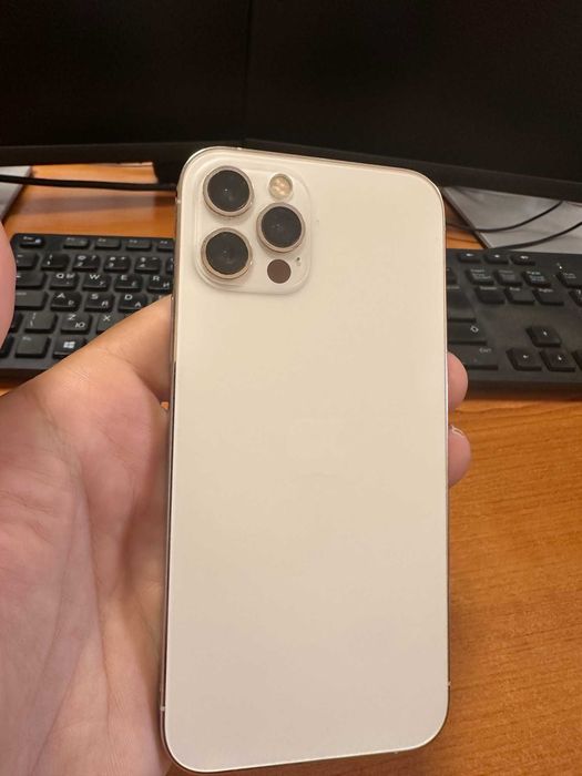 iPhone 12 Pro 128GB Бял