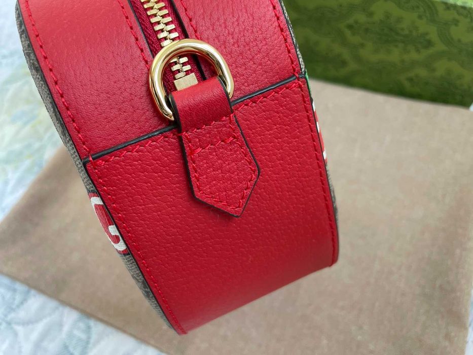 Гучи Бежова чанта Apple Принт Оригинална Gucci Червена Дръжка Gold GG