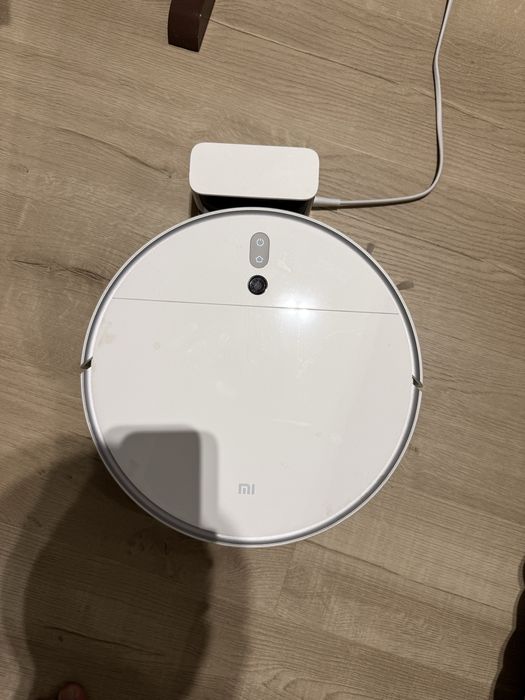 Продам робот пылесос mi robot vacuum mop 2