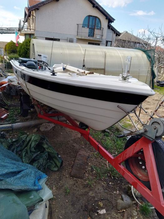 Лодка VARAN 4.10