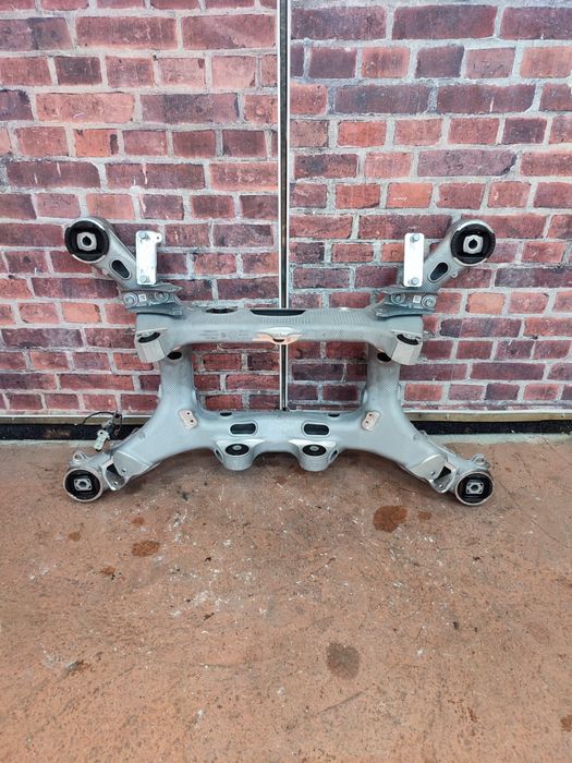 Punte spate Bmw seria 5 G60 G61