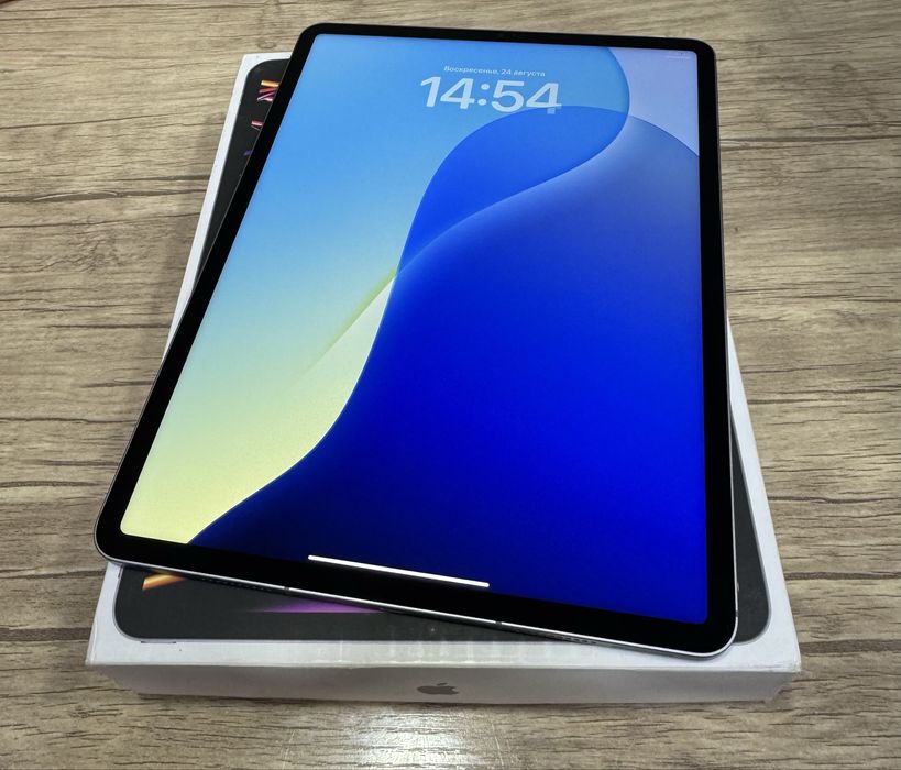 Prodam Idyal Ipad Pro 12.9 M2 256GB sim kart