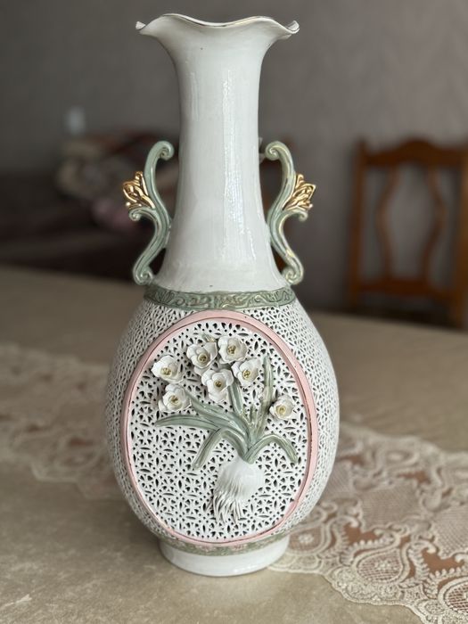 Продам китайские вазы