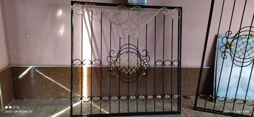 Покраска ворот и решёток