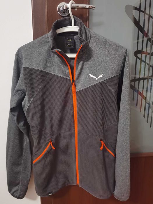 Vând bluza schi SALEWA S