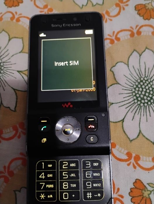 Vând Sony Ericsson W910i