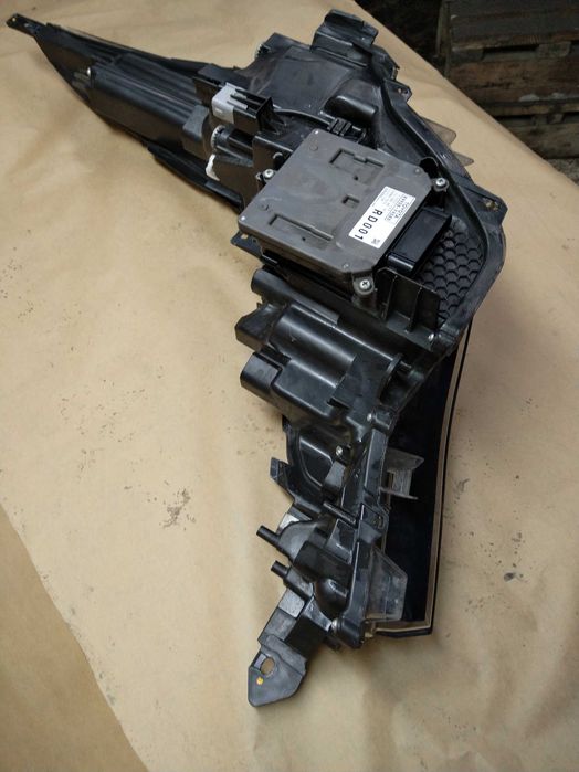 Фар десен Toyota CH-R 2023 Full LED