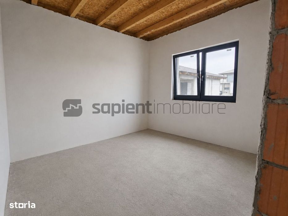 De vânzare casă cu 4 camere, la nivel semifinisat, Cihei