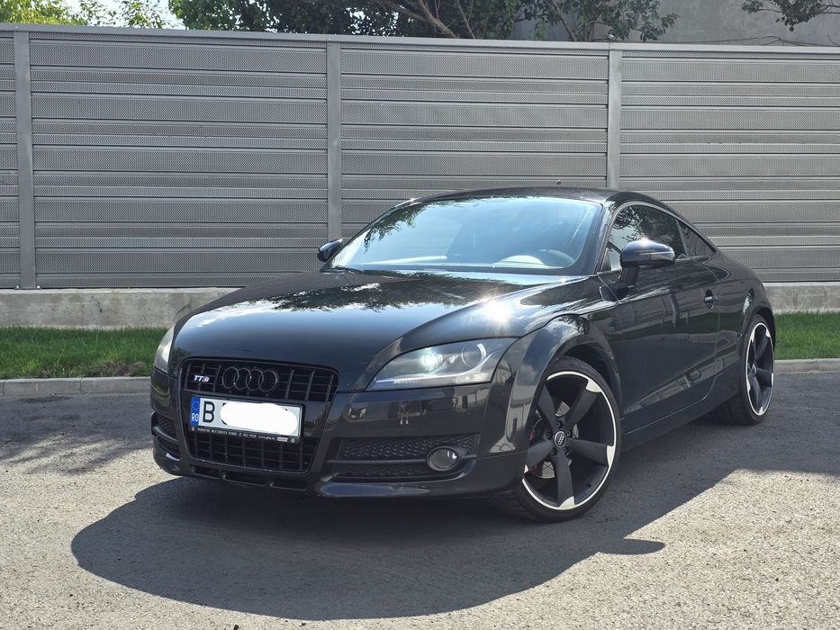 AUDI TT