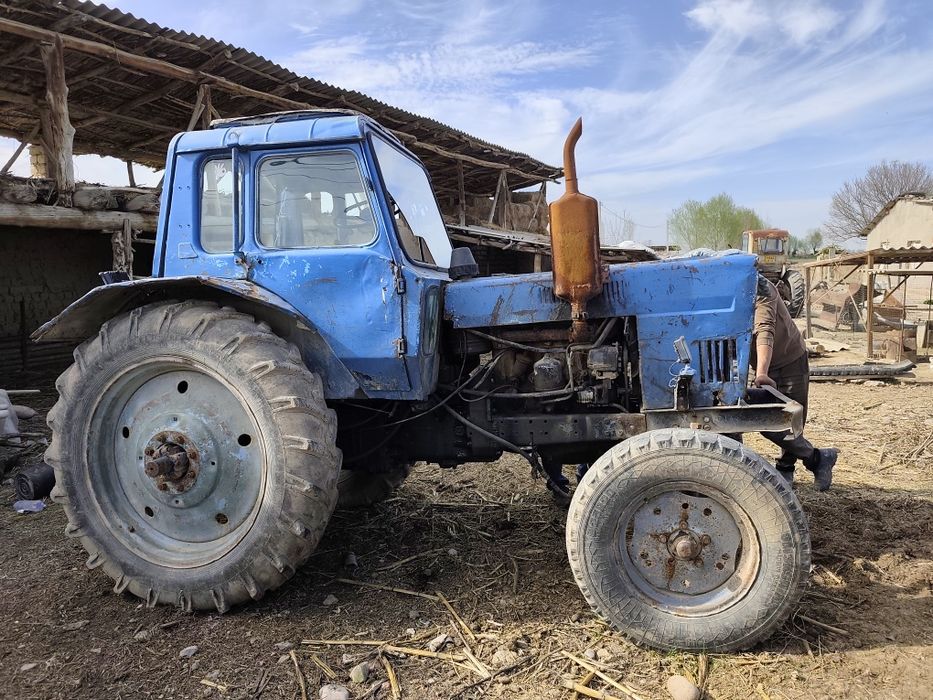 Трактор сотилади. Беларусь