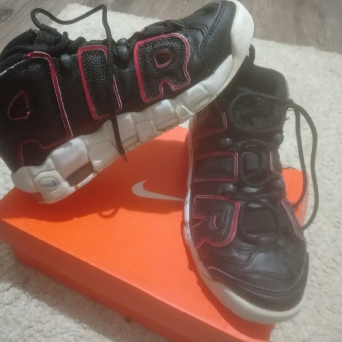 Nike uptempo mărimea 38