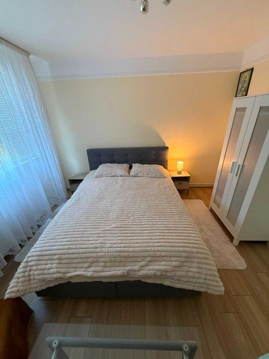 Inchiriez Apartament 2 camere Semidecomandat | Tiglina 1 | Etaj 3, Centrala, AC, Mobilat si utilat, 45mp