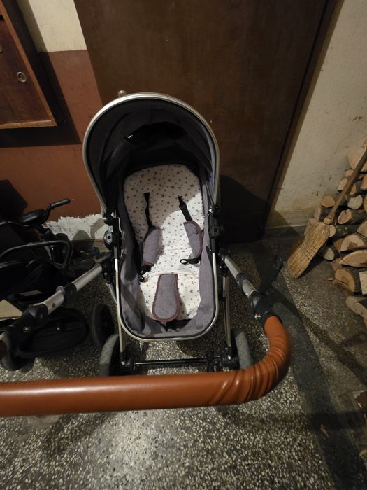 Бебешка количка Moni