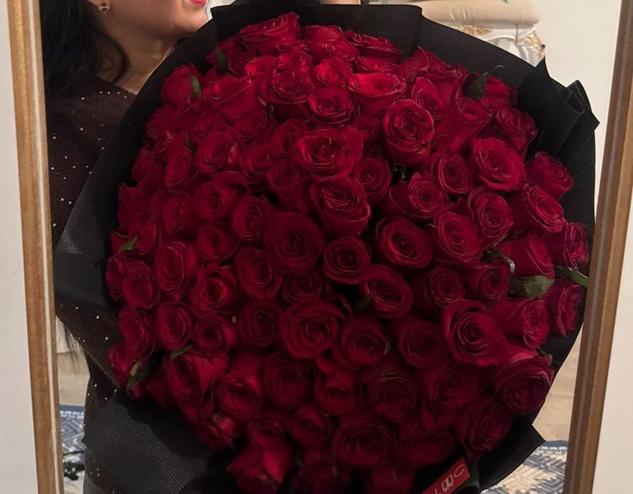 Гүл сатылады……102 роза.……12 де келген ,  свежий, әлі ашылмаған………………..