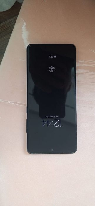 Самсунг S20 ULTRA