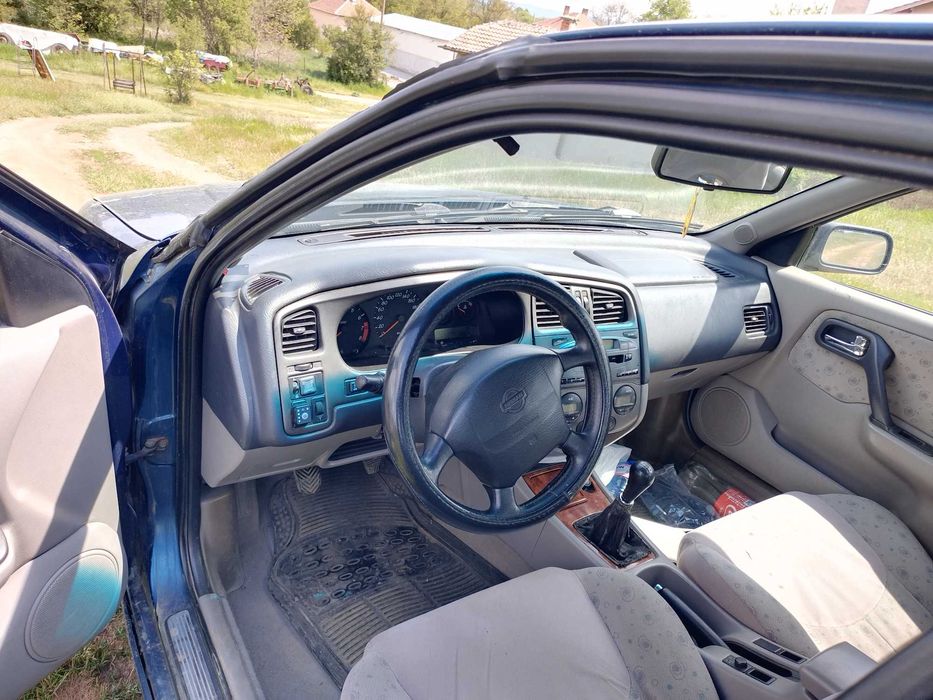 Nissan Primera 1.8 бензин на части.