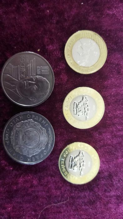 Продам юбилейные монеты.