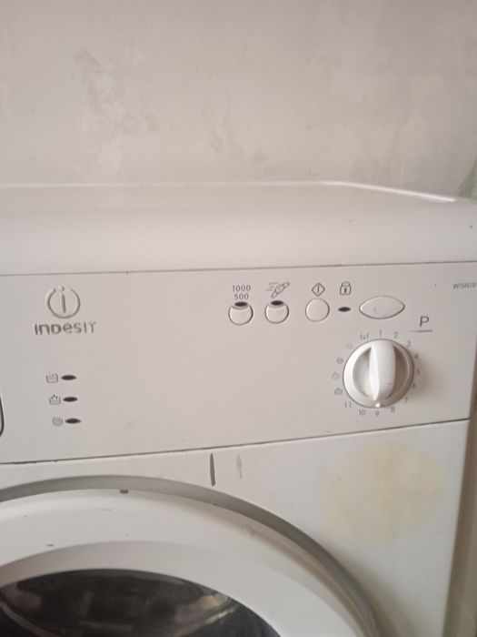 Машинка автомат продам