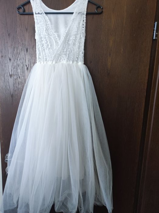 Прекрасна рокля за малки принцеси