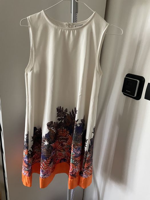 Rochie alba cu print floral