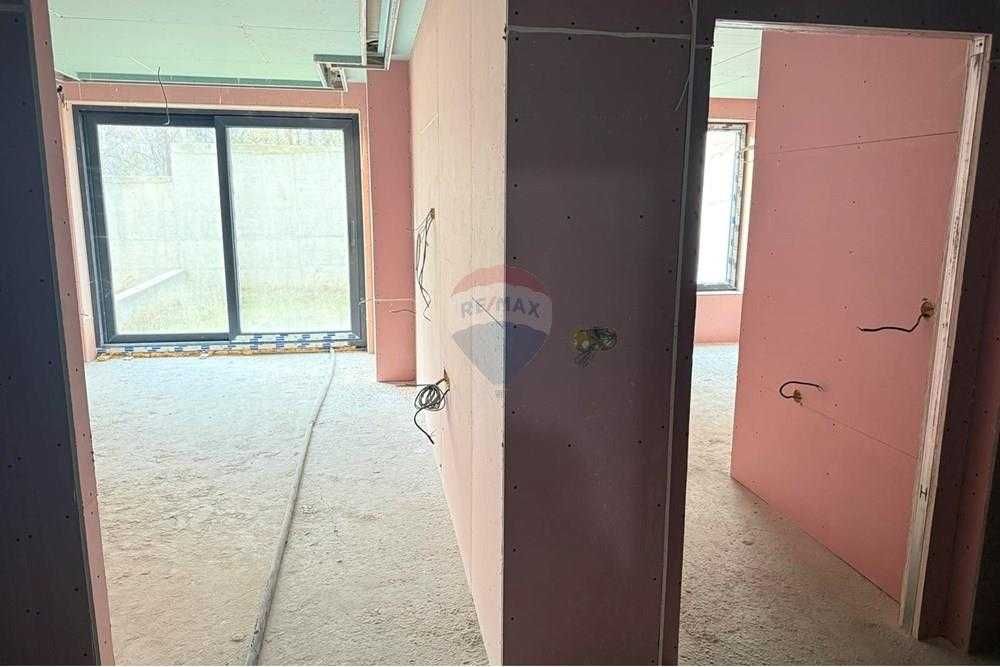 Продава се Двустаен апартамент в Варна, Владислав Варненчик - 78 кв.м за 883 €/кв.м - Снимка #6