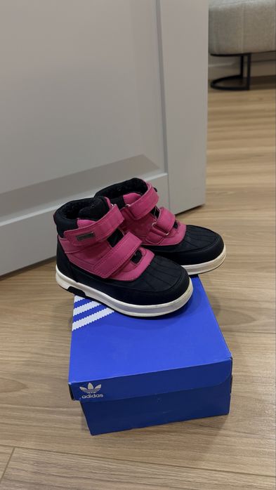 Ботинки для девочки