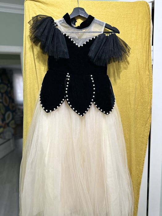 Платье нарядное для  девочки