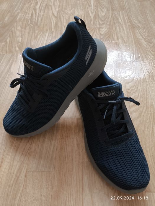 Лёгкие летние кросовки 47 р. Б/у