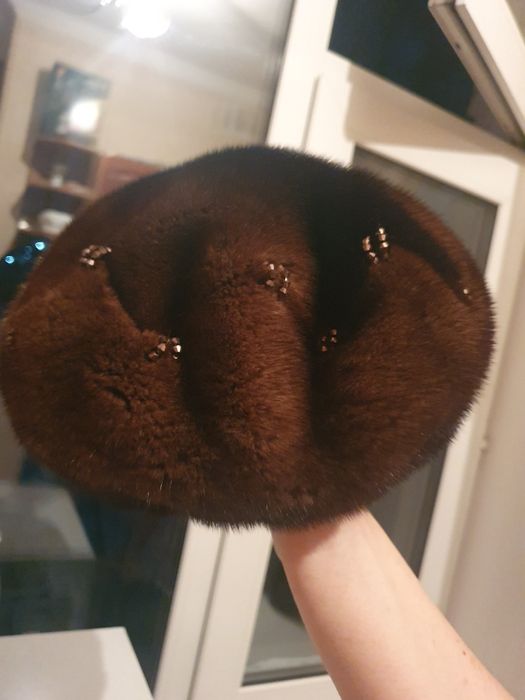 Продам норковый берет
