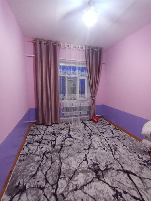 Shovot tumanida. 4 xonali kvartira sotiladi