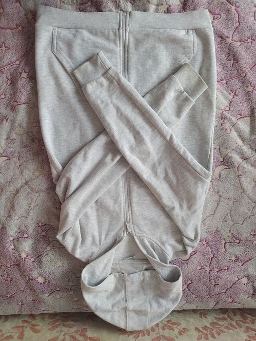 продам кофту серую