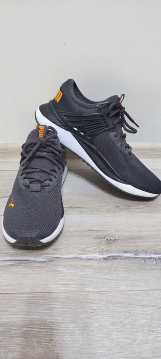 Продавам мъжки маратонки Puma - номер 44