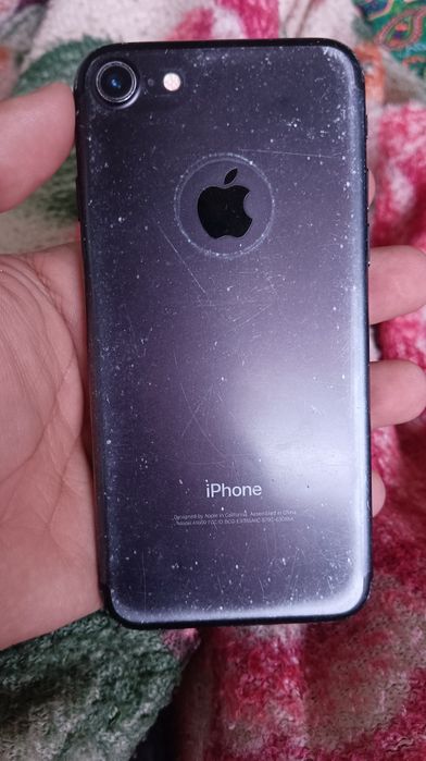 Iphone 7 sotiladi ili obmen