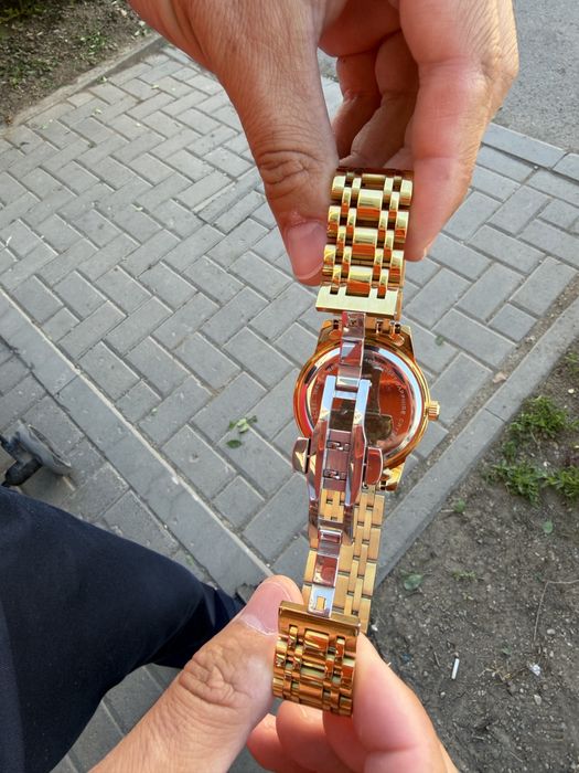Щвецарский часы тессот