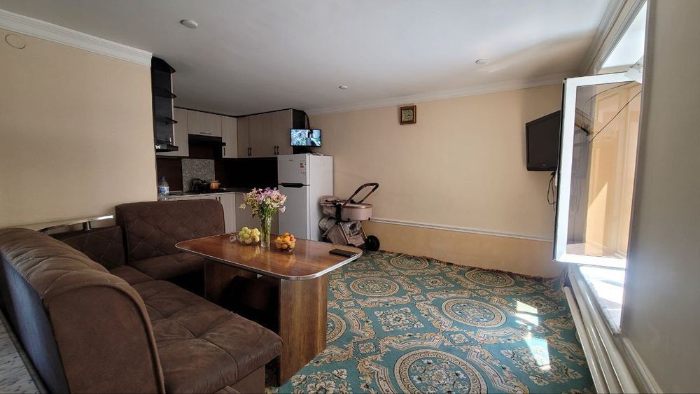 Двор 2 соток  160 тысяч