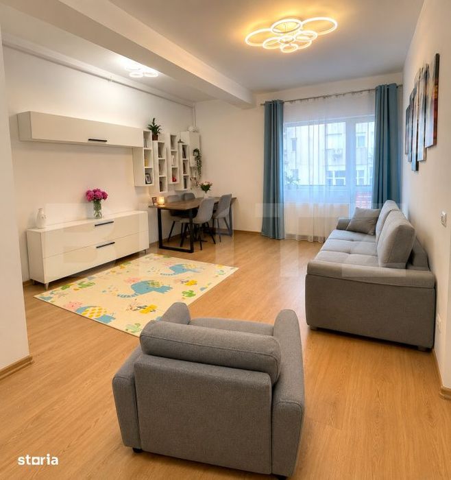 Apartament 3 camere, decomandat, 72.89 mp, la cheie, zona Centru, Camp
