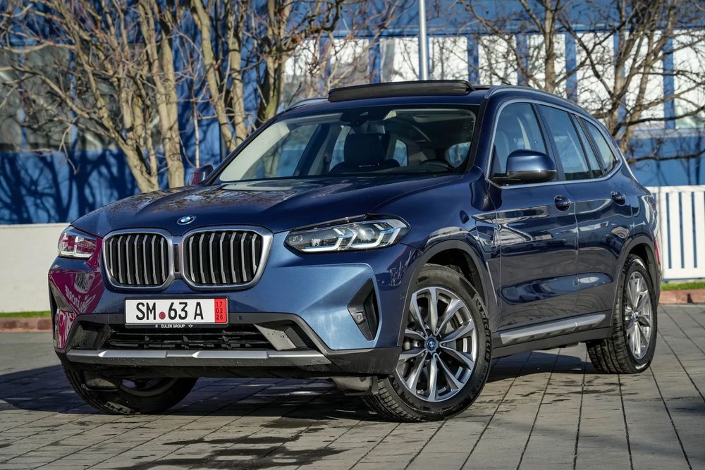 BMW X3 X3 Plug-in Hybrid/Laser/Panoramic/Sport/Jante 19/Revizii BMW