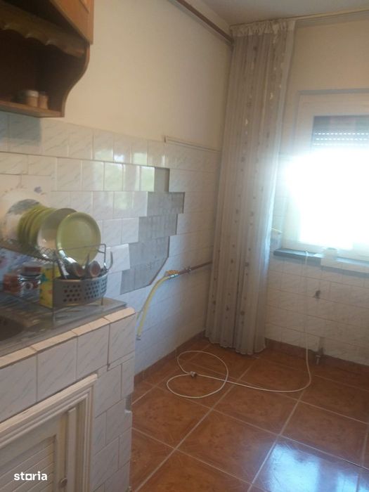 Decomandat, et. 3/4, 61 mp, Rovine- fosta Wiessana