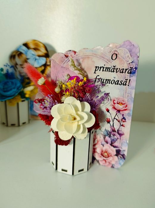 Decorațiuni licheni si flori