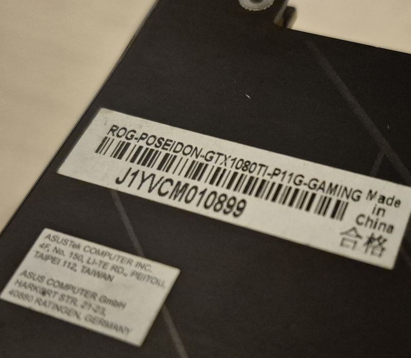 Placa video gaming  GTX 1080 Ti 11GB Platinum ROG Poseidon