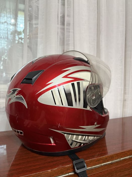 Продается мото шлем