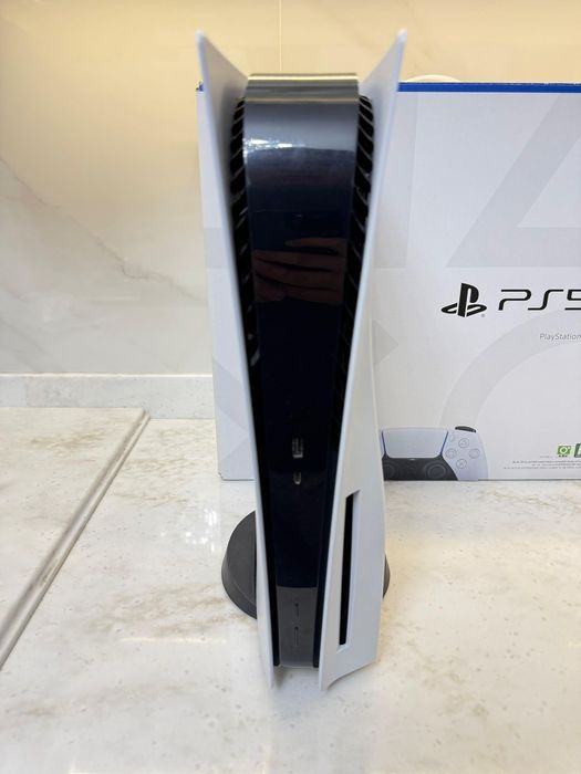 PlayStation 5 дисковод