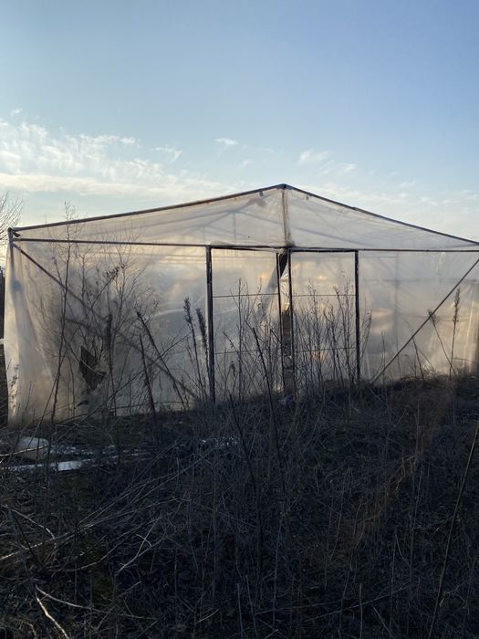 Vand solar din teava galvanizata si inca un solar tip casuta