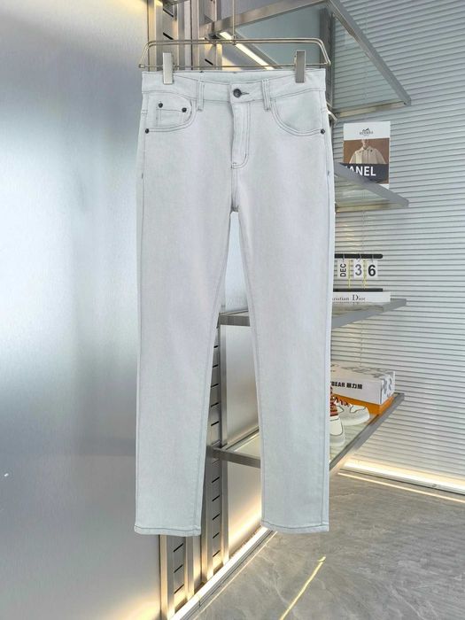 Aduc pe comanda Blugi Versace orice model