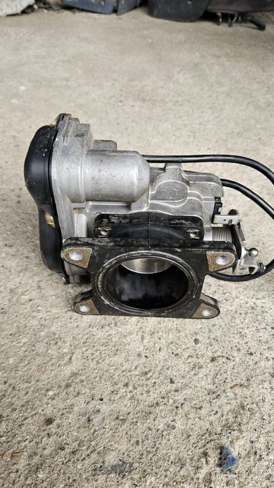 Дроселова клапа за Mercedes C 180 - (W202)