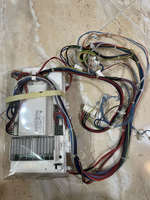 Части за Hotpoint Ariston ARMXL 129IT и за Hotpoint Ariston WML 902