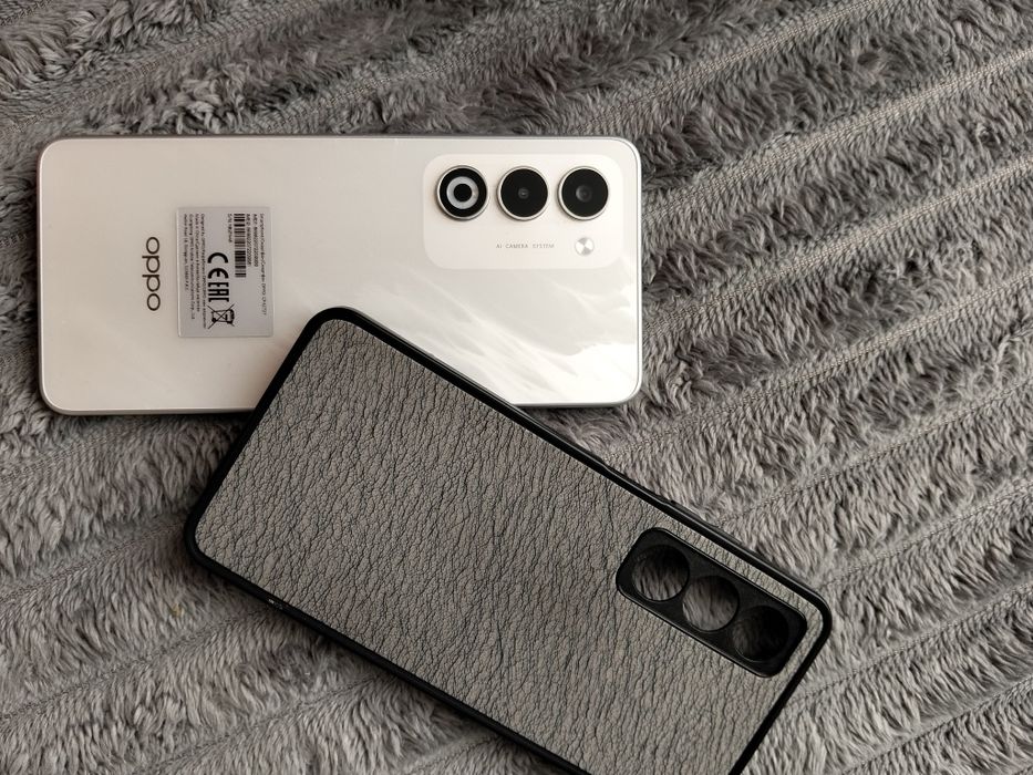 Продам телефон в отличном состояние