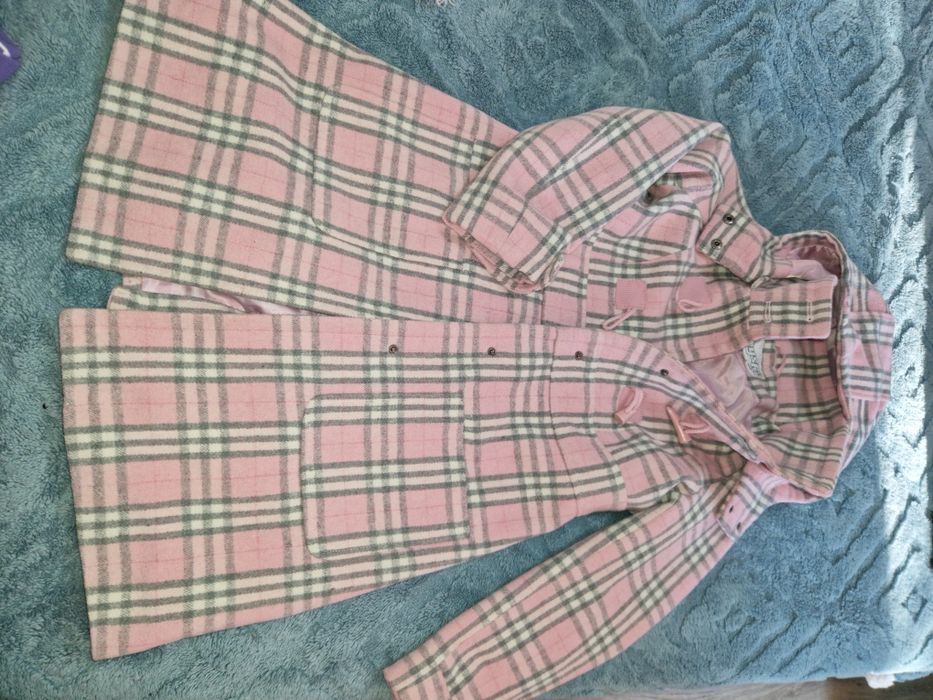 Розово палто за момиче