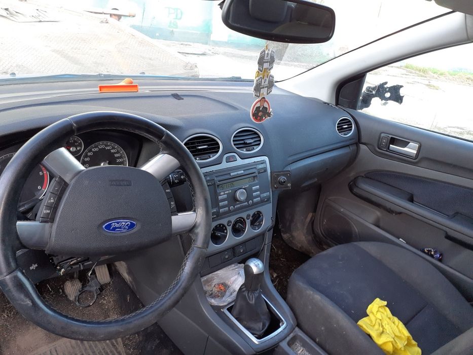 Dezmembrez Ford Focus 2 1.6 tdci