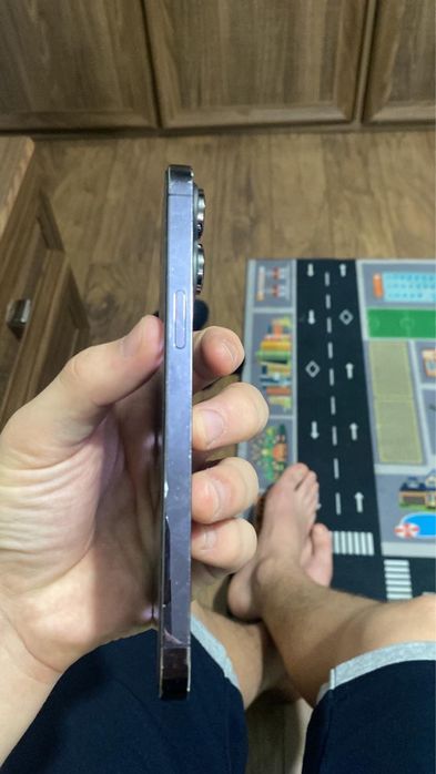 Продам Айфон 14 pro max